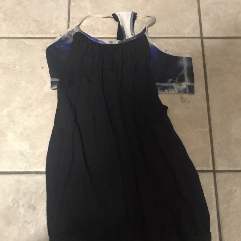Lululemon No Limits size 10 tank black blue white